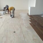 instalación y colocación de piso de madera